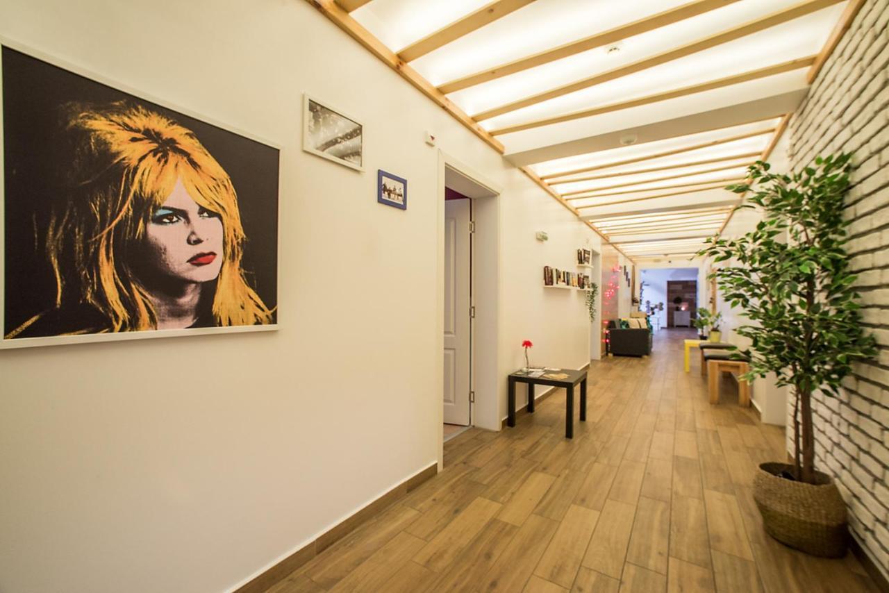 Fox Rooms Aparthotel Stara Zagora Exterior foto