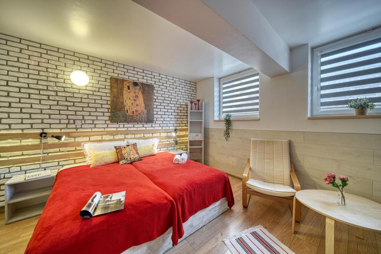 Fox Rooms Aparthotel Stara Zagora Exterior foto